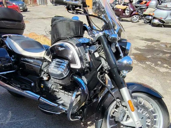 Moto Guzzi California 1400 2014 alt