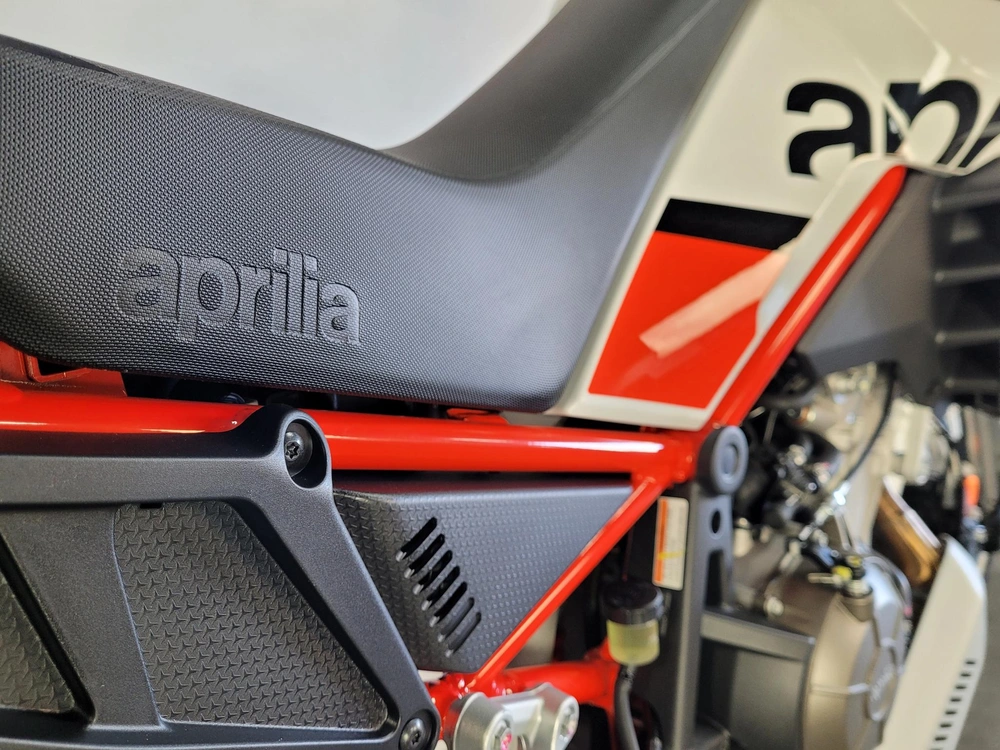 2024 Aprilia Tuareg 660 alt