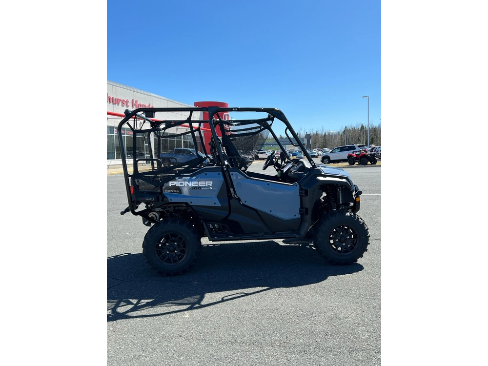 Honda Pioneer 1000 5p Deluxe Limited Time Special - Prix Spéciale À Durée Limitée 2024 alt