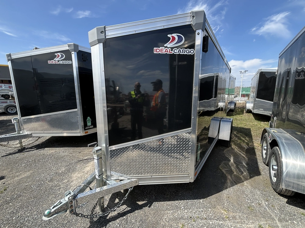 Idéal Cargo 6x12x6 Sa Rampe Noire 2024 alt