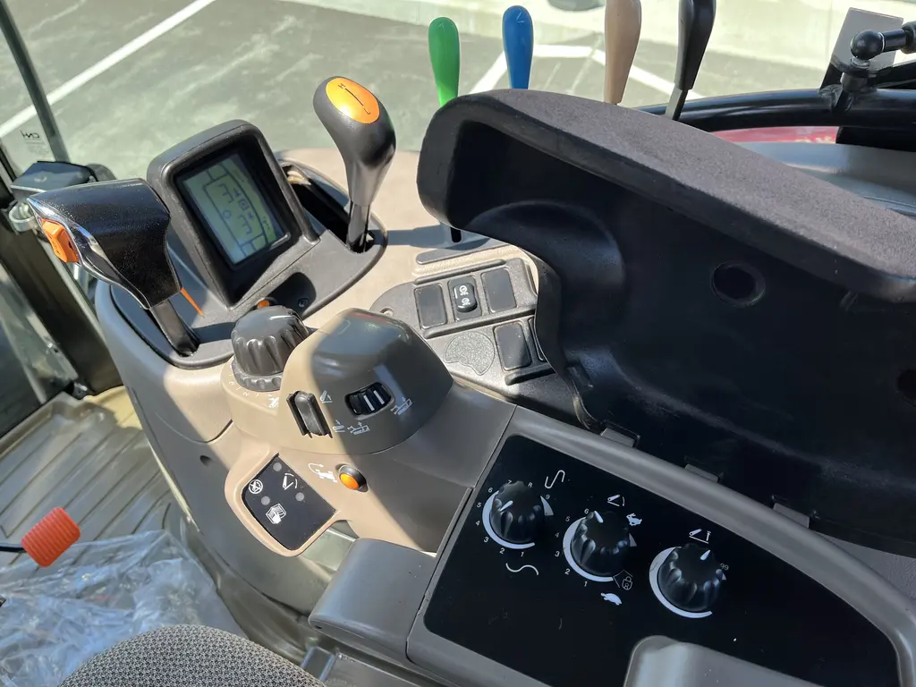 2020 Case IH Maxxum 115 A4