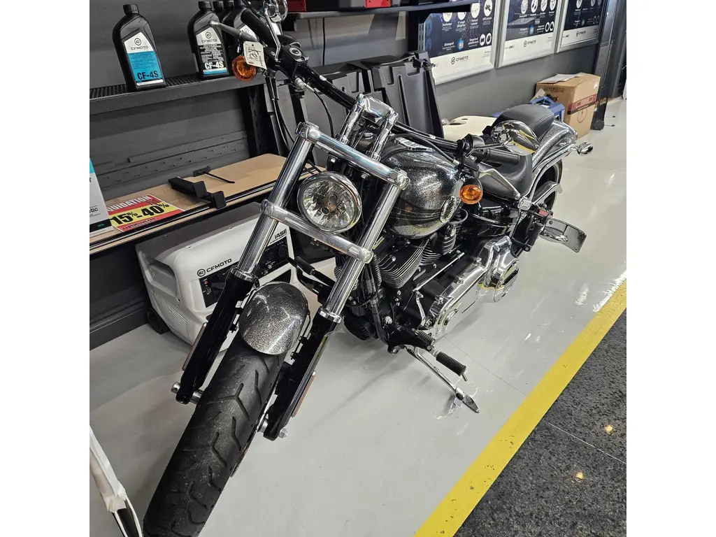 2014 Harley-Davidson FLHTC ULTRA