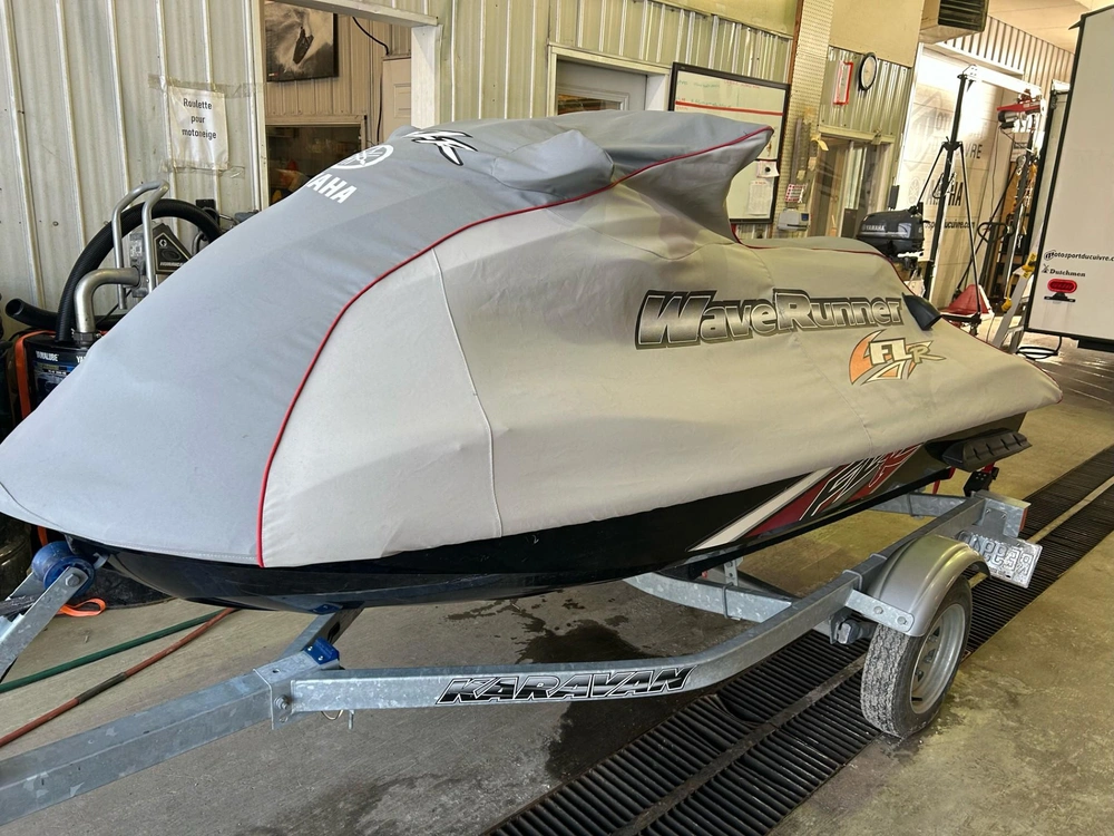 Yamaha Fzr Sho 1800 2010 alt