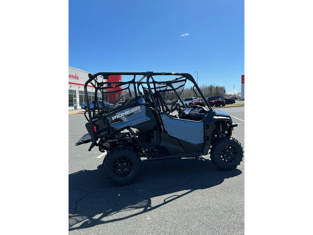Honda Pioneer 1000 5p Deluxe Limited Time Special - Prix Spéciale À Durée Limitée 2024 alt