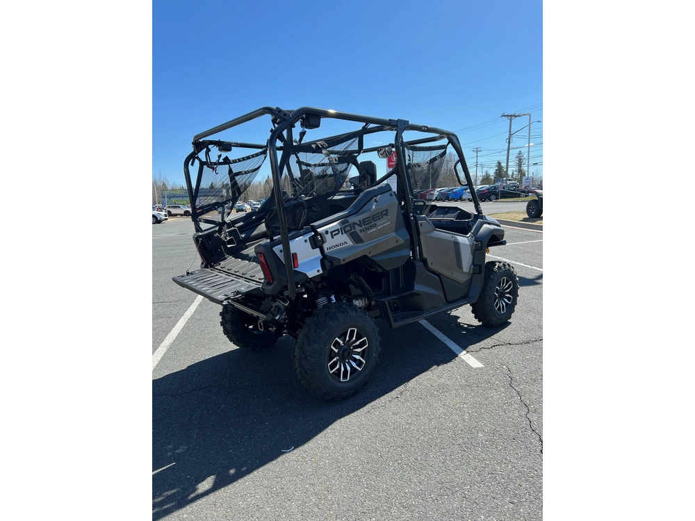 Honda Pioneer 1000 5p Trail Limited Time Special - Prix Spéciale À Durée Limitée 2024 alt