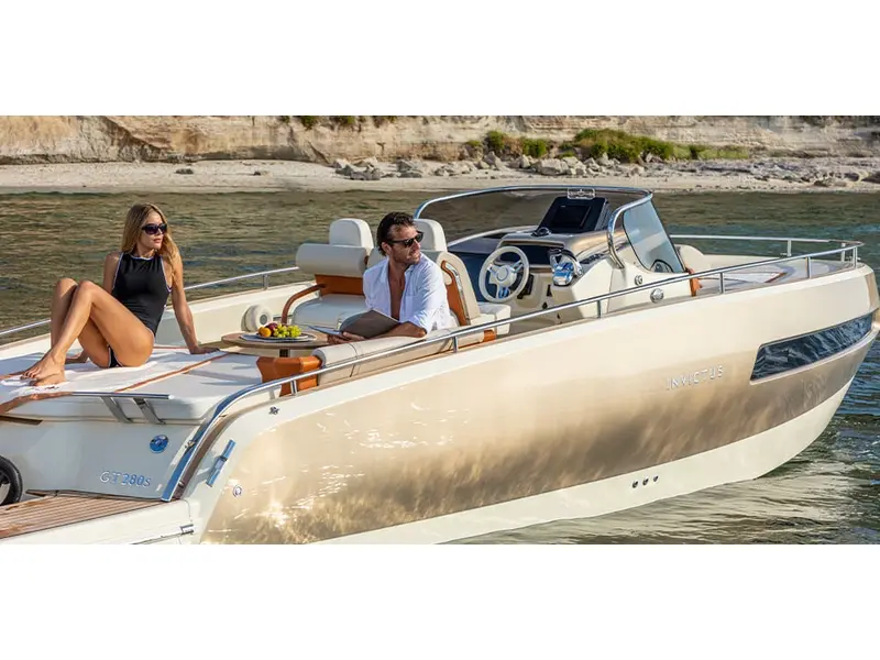 2023 INVICTUS Open deck IN-GT 280S