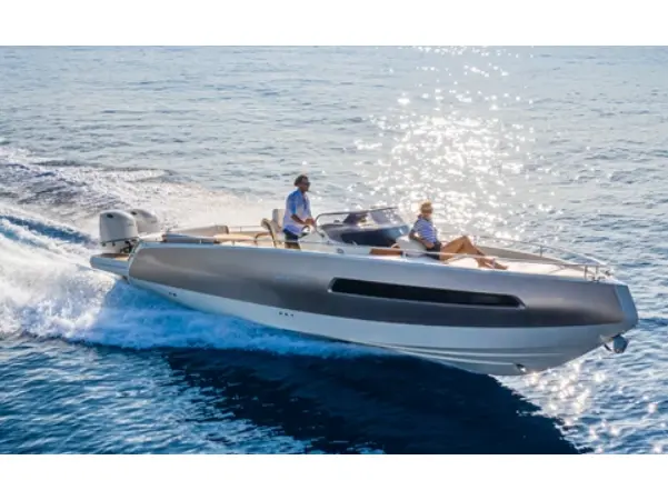 2023 INVICTUS Open deck IN-GT 280S