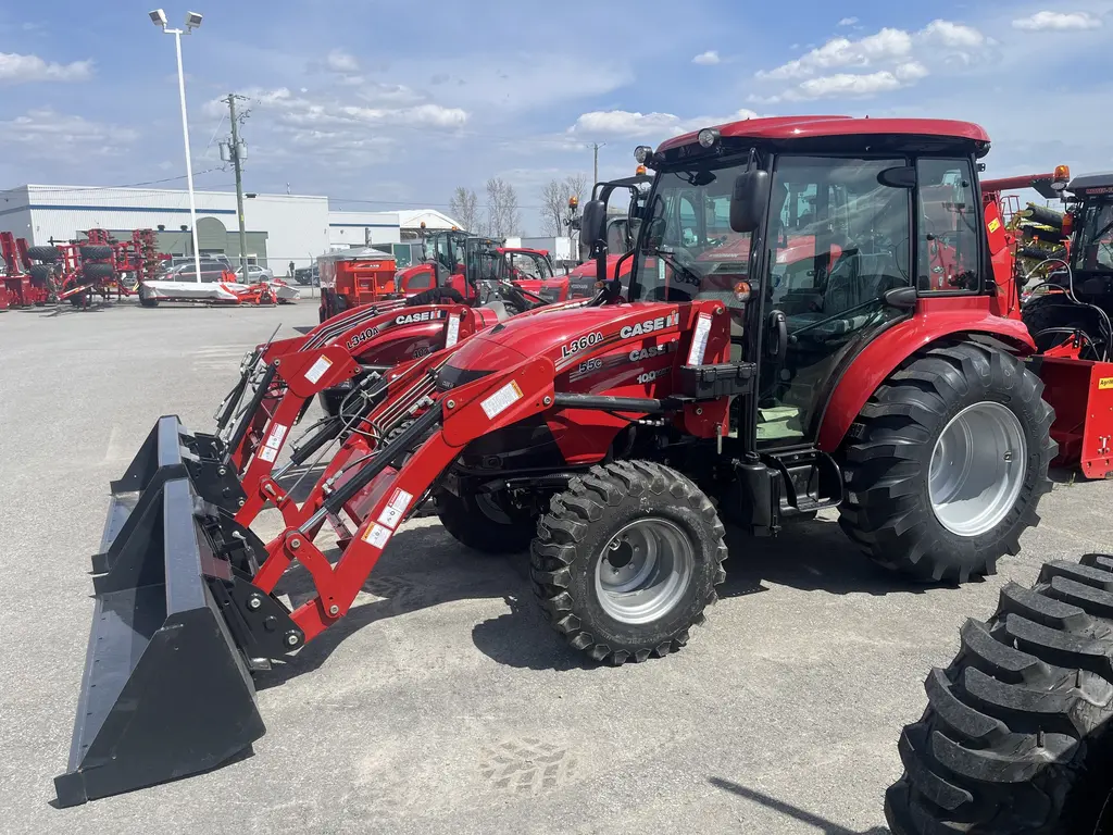 Case IH Farmall 55C  2024