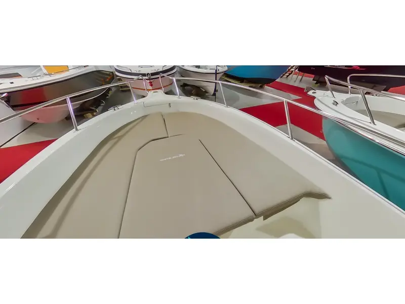 WHITE SHARK Fishing boat / Touring WS-230 CC 2023