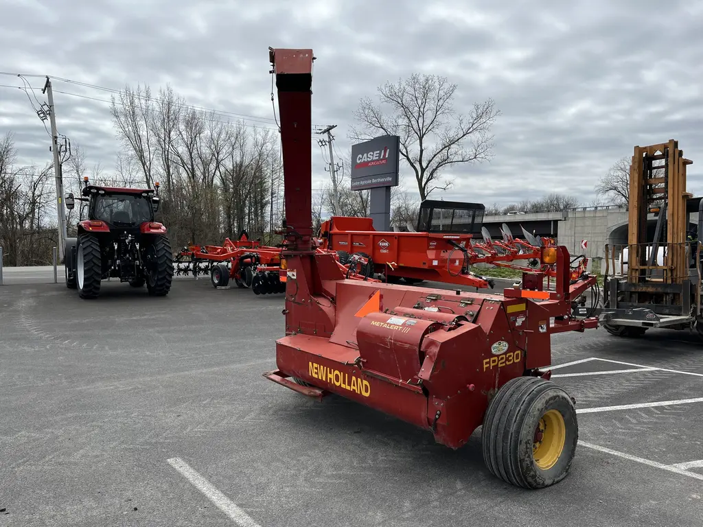 New Holland FP230 2002