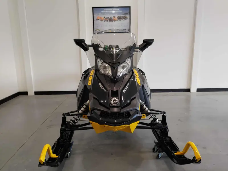 2014 Ski-Doo RENEGADE ADRENALINE 900ACE