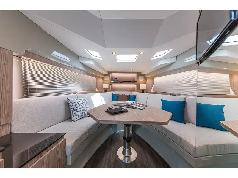 2024 FIM (Fabbrica Italiana Motoscafi) Sport Cruiser FIM-340 RE-OB