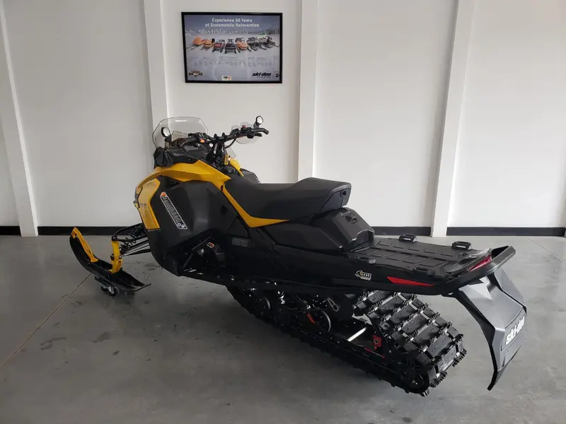 2023 Ski-Doo Renagade Adrenaline 900ace