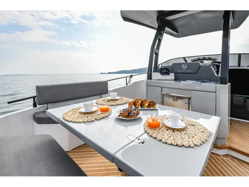 2024 FIM (Fabbrica Italiana Motoscafi) Sport Cruiser FIM-340 RE-OB