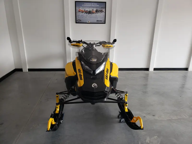2023 Ski-Doo Renagade Adrenaline 900ace