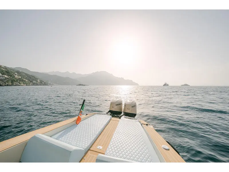 2023 LILYBEAUM Day boat LY-25 LEV