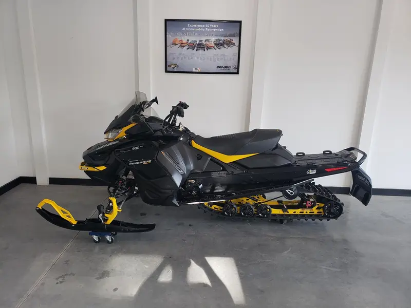 2023 Ski-Doo Renagade Enduro 900ace