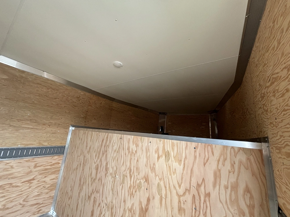 High Country Xpress 8.5x24 Contracteur Remorque Construction 2024 alt