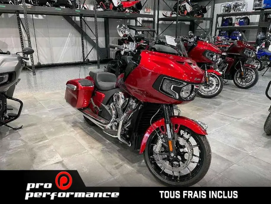 2024 Indian Motorcycle Challenger Limited with PowerBand Audio Package 