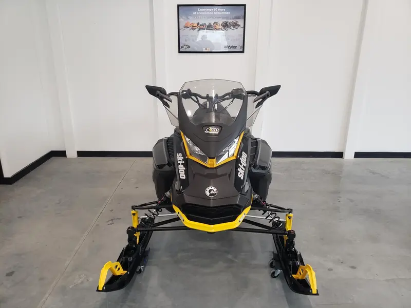 2023 Ski-Doo Renagade Enduro 900ace