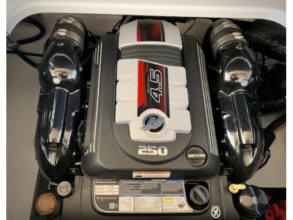 2024 Glastron Gx 195 W/mercruiser 4.5l 250hp alt