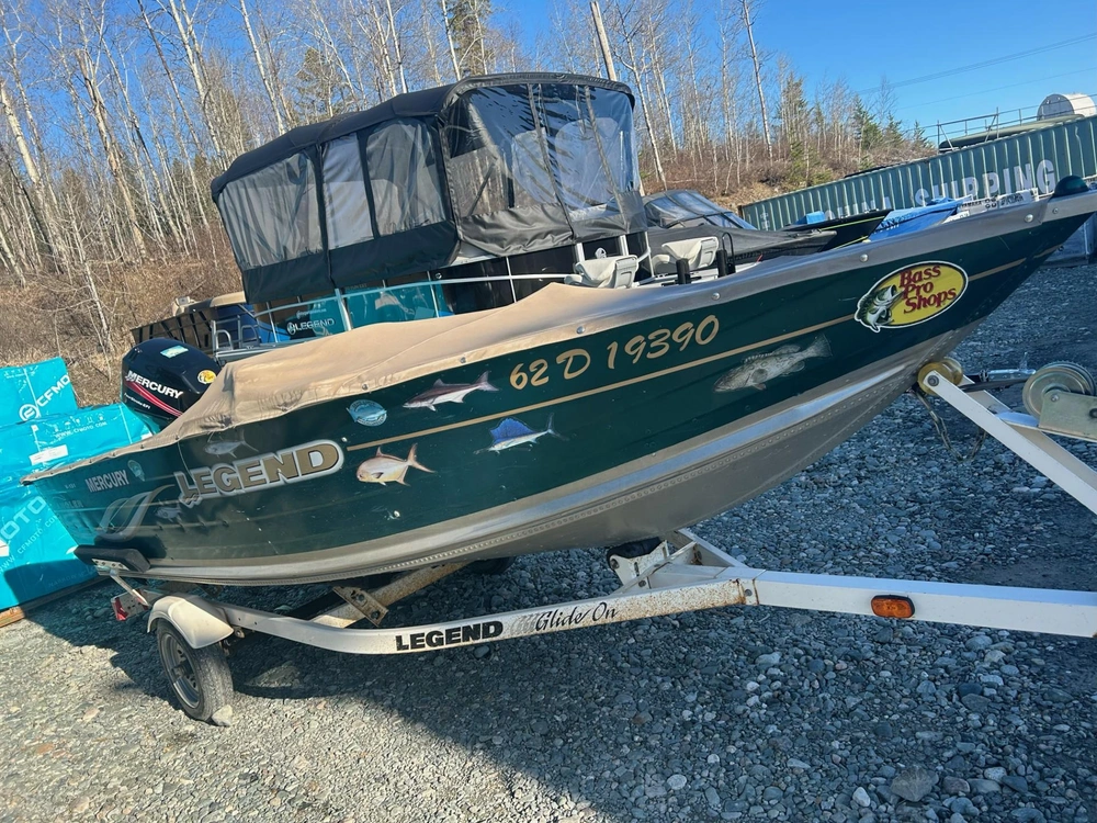 2005 Legend 15 Angler alt