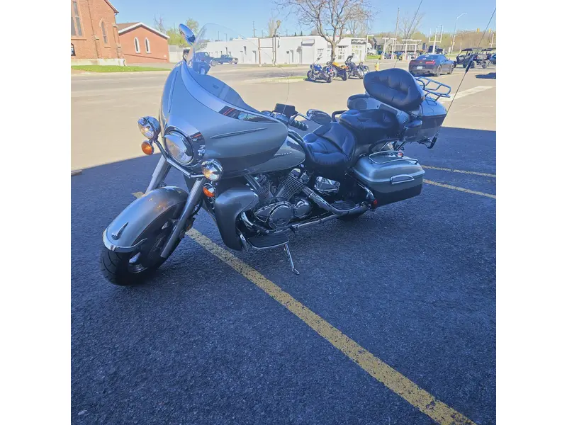 1999 Yamaha VENTURE ROYALE CRUISER
