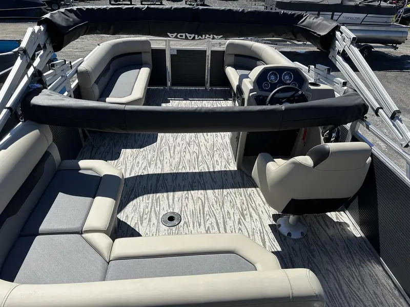 2024 Armada SAPHIR 18X8