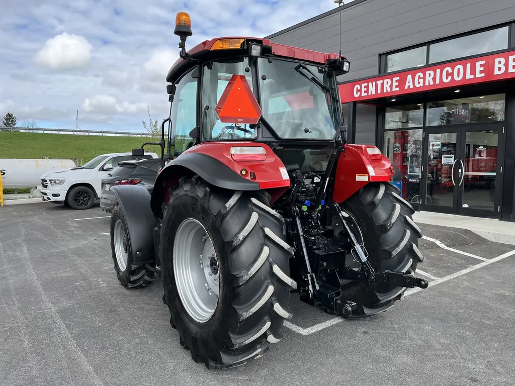 2018 Case IH Farmall 105C