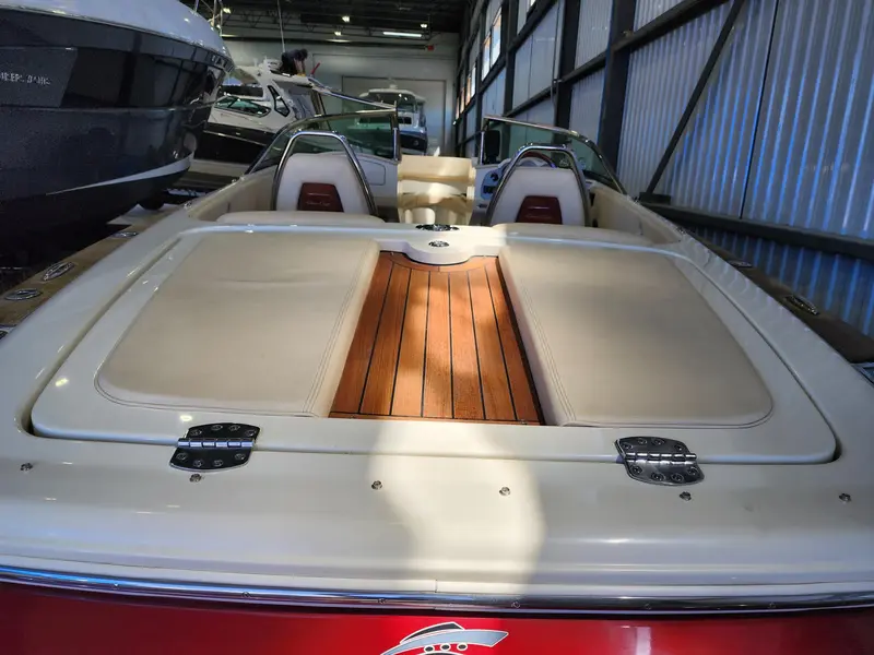 Chris-Craft Launch 23 2018