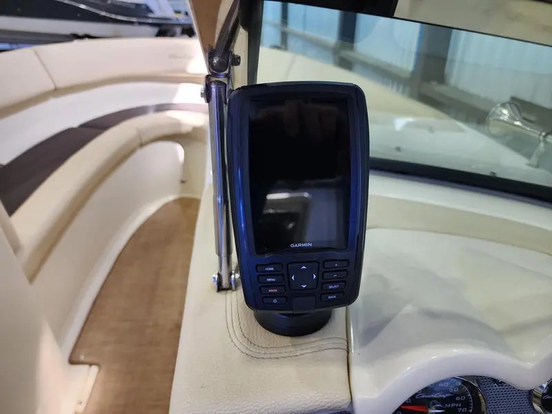 Chris-Craft Launch 23 2018