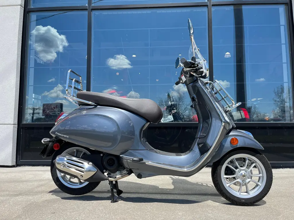 Vespa Primavera 50 Touring  2023