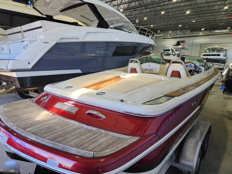 Chris-Craft Launch 23 2018