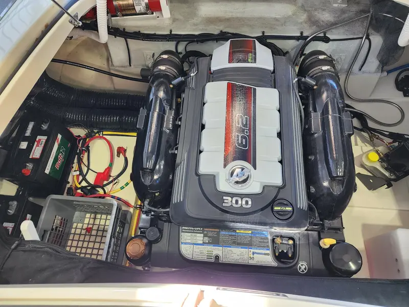 Chris-Craft Launch 23 2018