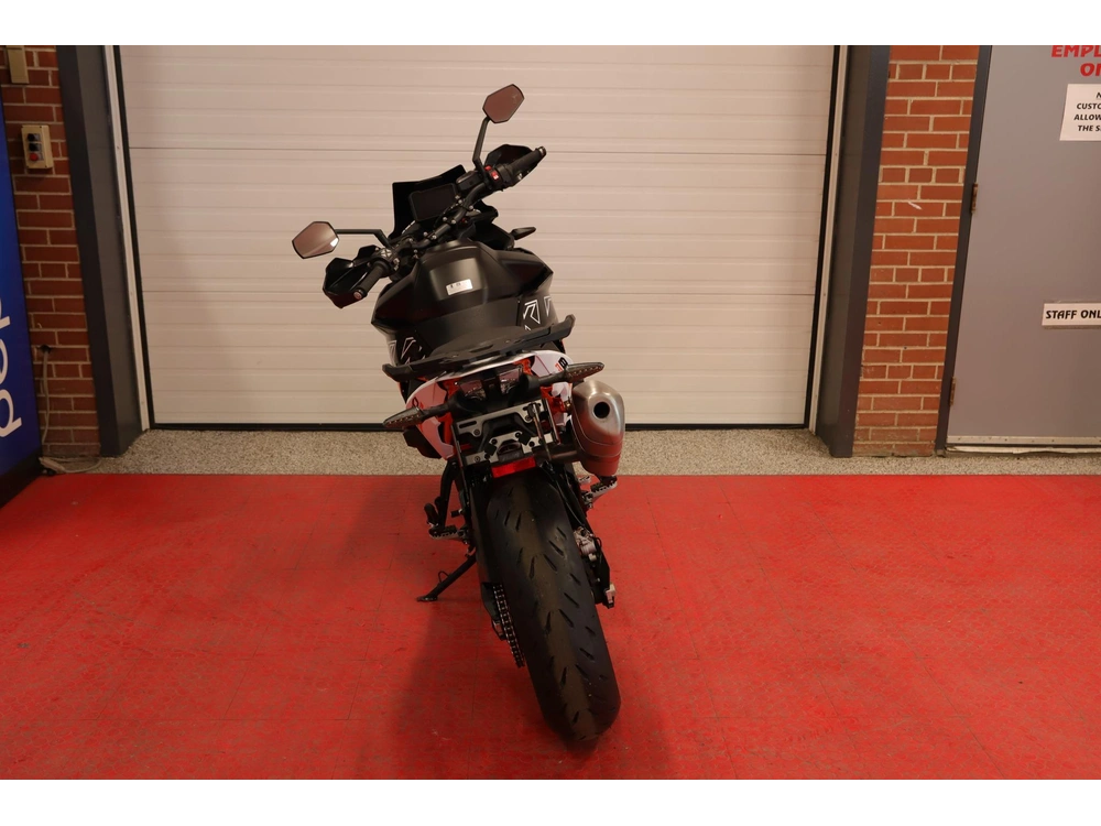 2024 Ktm 890 Smt alt