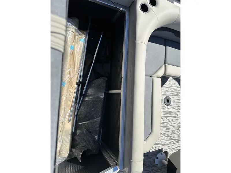 2024 Armada SAPHIR 18X8