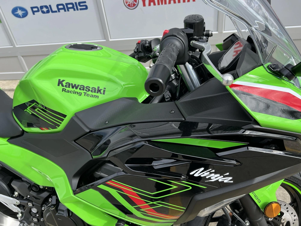 2024 Kawasaki Ninja 500 Se Krt Edition alt