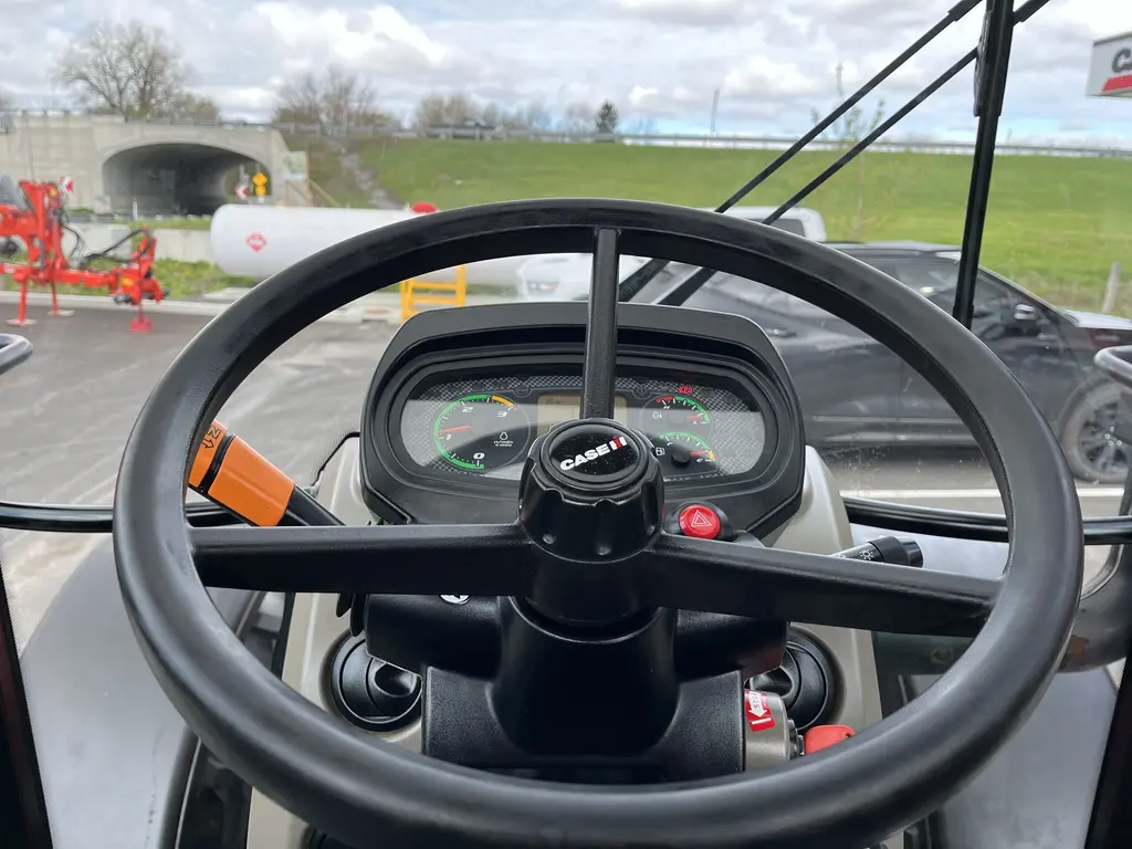 2018 Case IH Farmall 105C