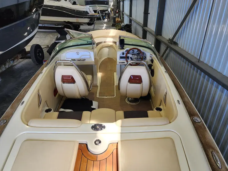 Chris-Craft Launch 23 2018