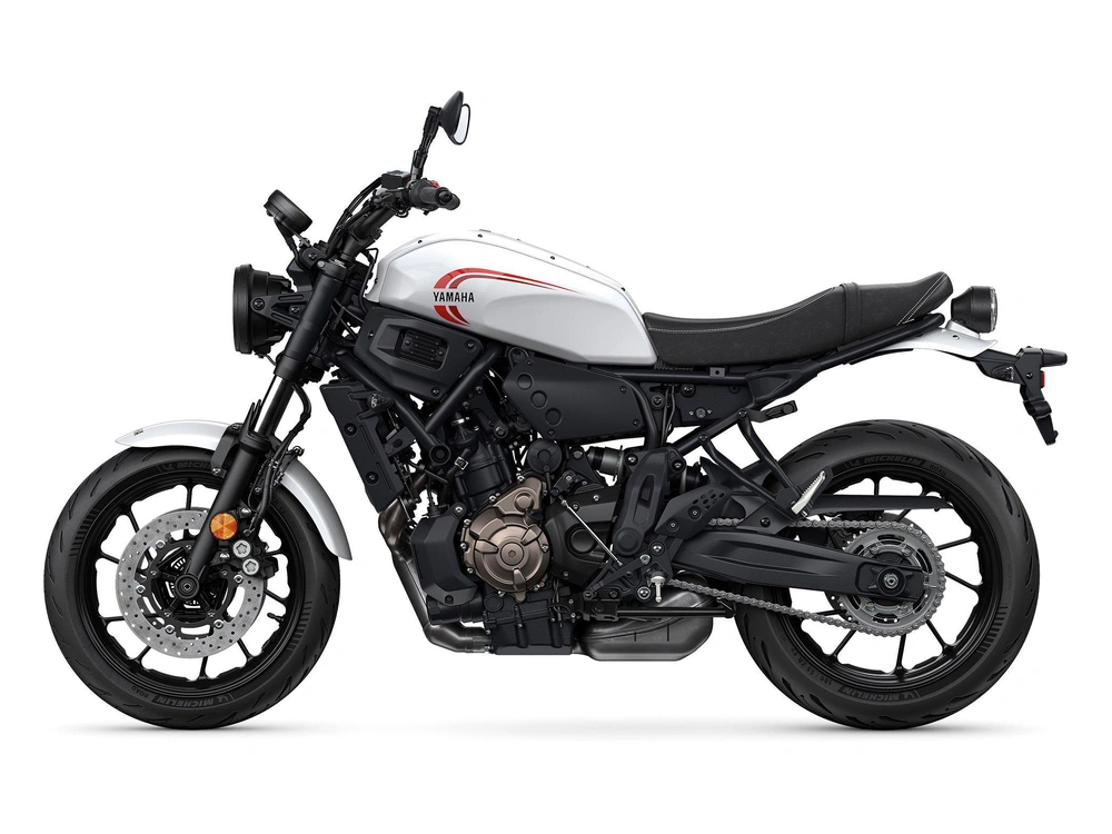 2024 Yamaha Xsr700 alt