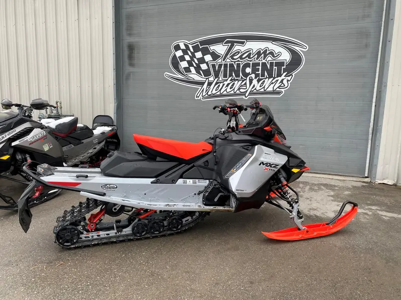 2022 Ski-Doo MXZ 850 XRS