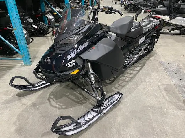 2021 Ski-Doo back country  600r