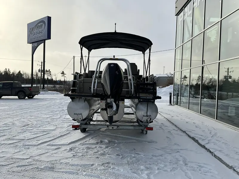 2024 Bentley Elite 223 SB Bench