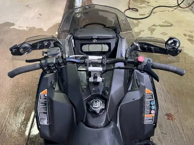 2023 Ski-Doo Renegade X 850 E-Tec