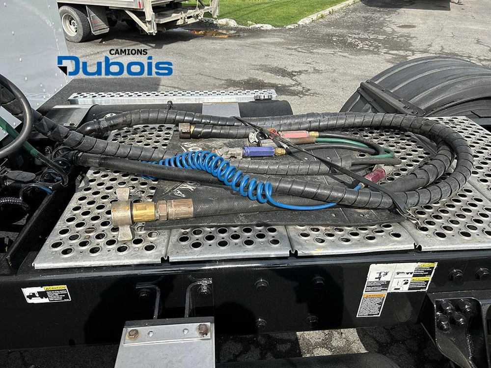 Kenworth T800 2021 alt