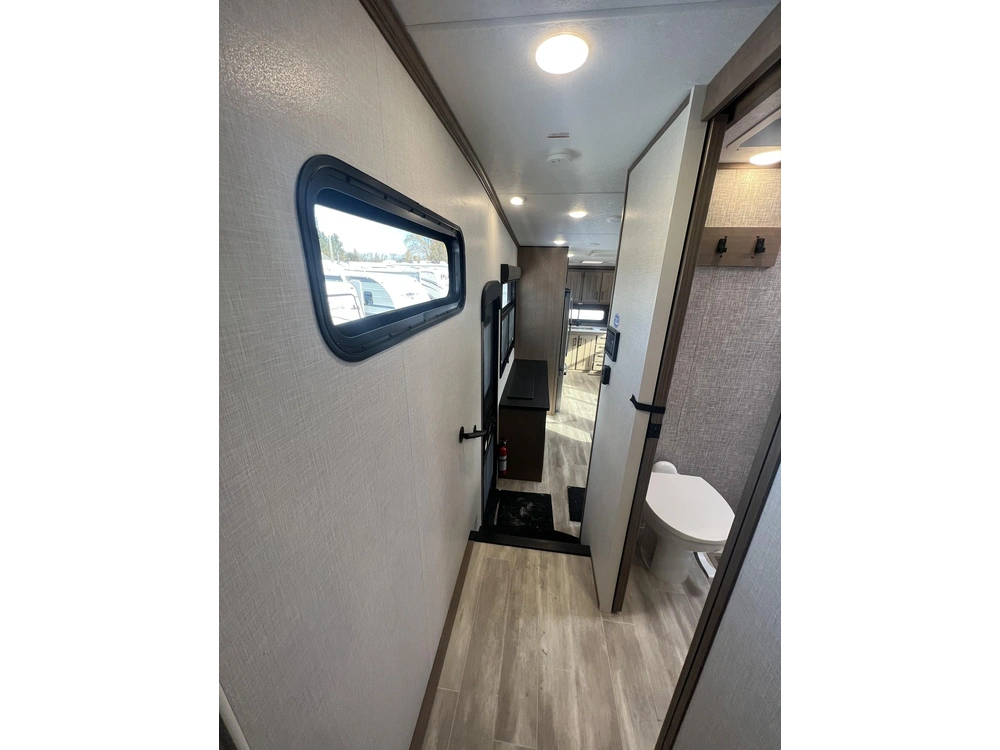 Kz-rv Durango H-t D240rkd 2025 alt