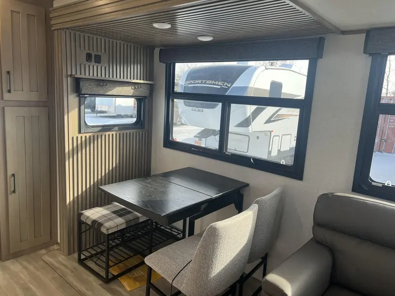 2025 KZ-RV Durango H-T D240RKD