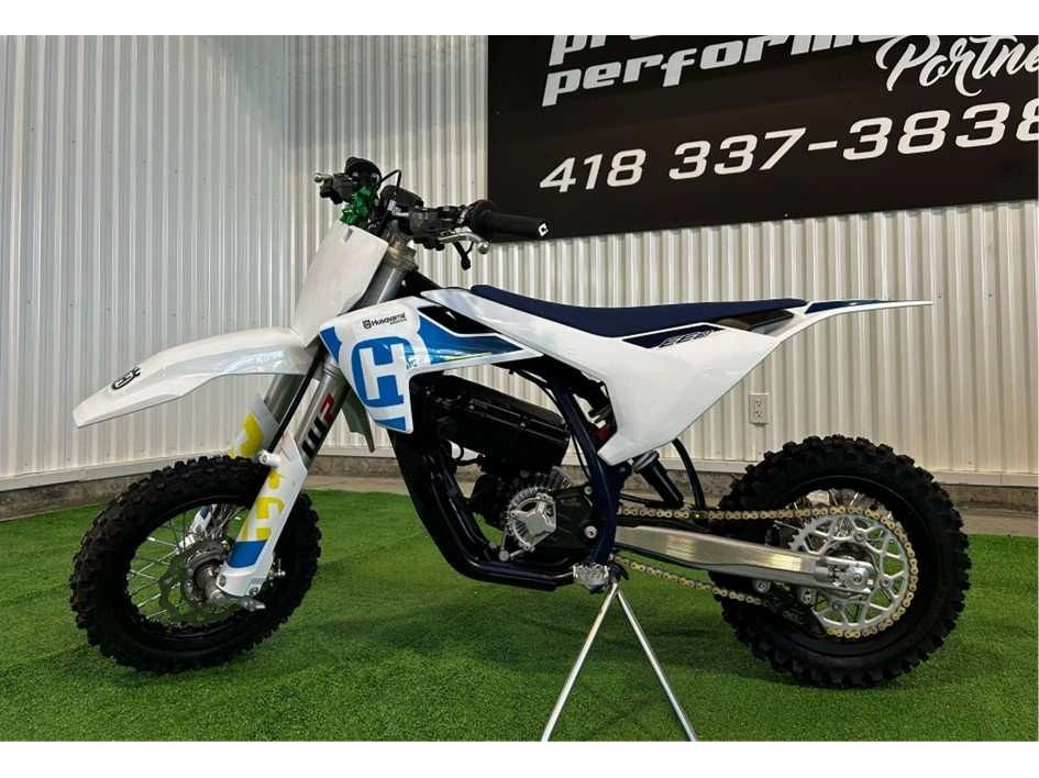2024 Husqvarna Ee 3 alt
