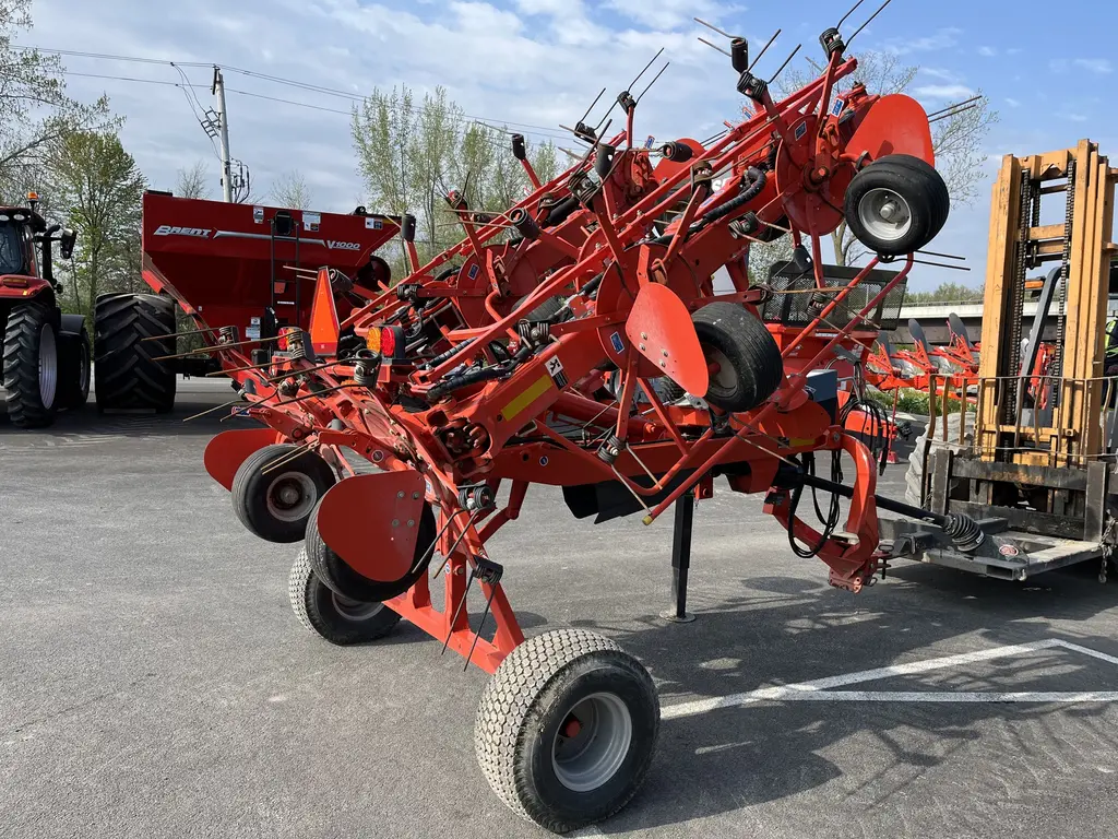 2020 Kuhn GF10812T