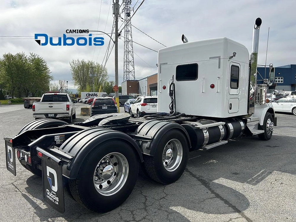 Kenworth T800 2021 alt